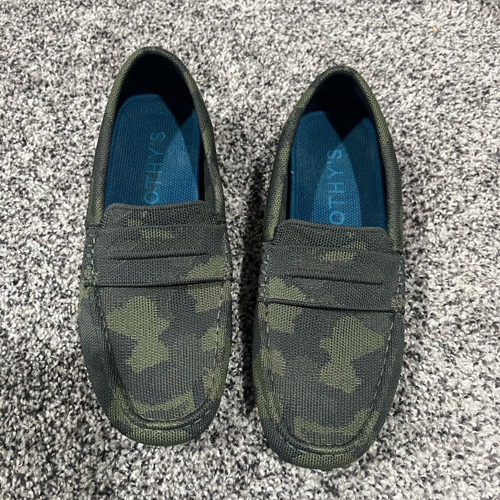 Mens Size 7 Rothy’s Camo Driving Loafers